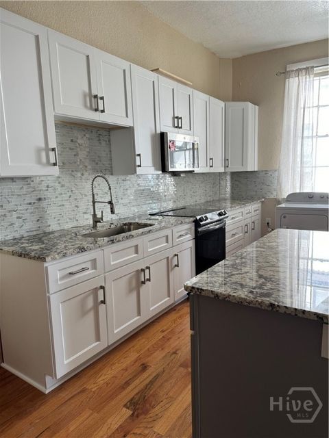 41 Whitaker Street B Savannah GA 31401