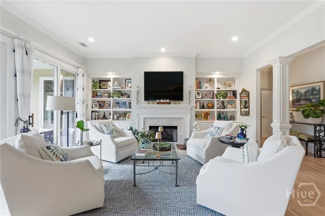 Savannah, Georgia 31411, United States, 3 Bedrooms Bedrooms, ,4 BathroomsBathrooms,Residential,Active,234962