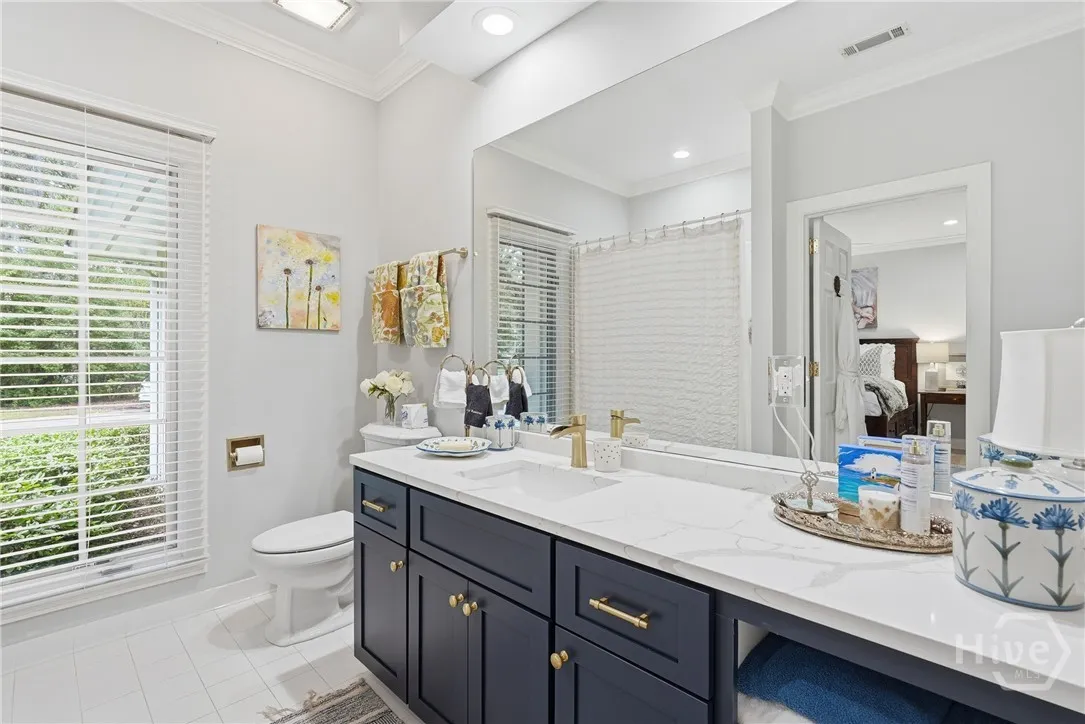 Savannah, Georgia 31411, United States, 3 Bedrooms Bedrooms, ,4 BathroomsBathrooms,Residential,Active,234962