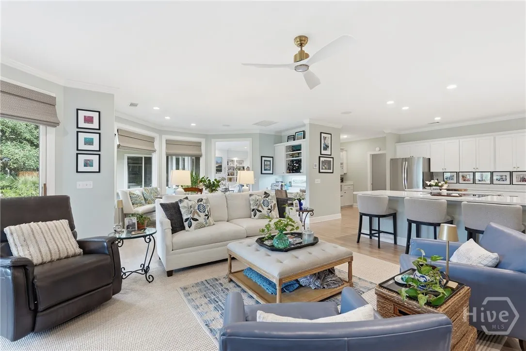 Savannah, Georgia 31411, United States, 3 Bedrooms Bedrooms, ,4 BathroomsBathrooms,Residential,Active,234962