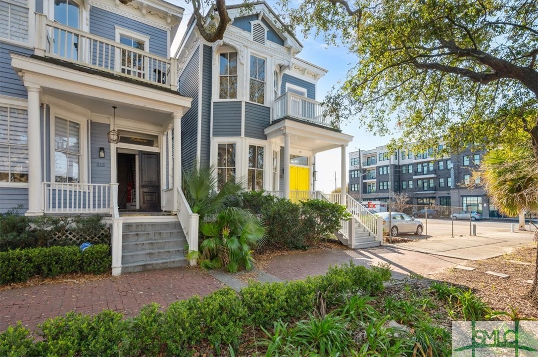 Savannah, Georgia 31401, United States, 5 Bedrooms Bedrooms, ,4 BathroomsBathrooms,Residential,Active,63872