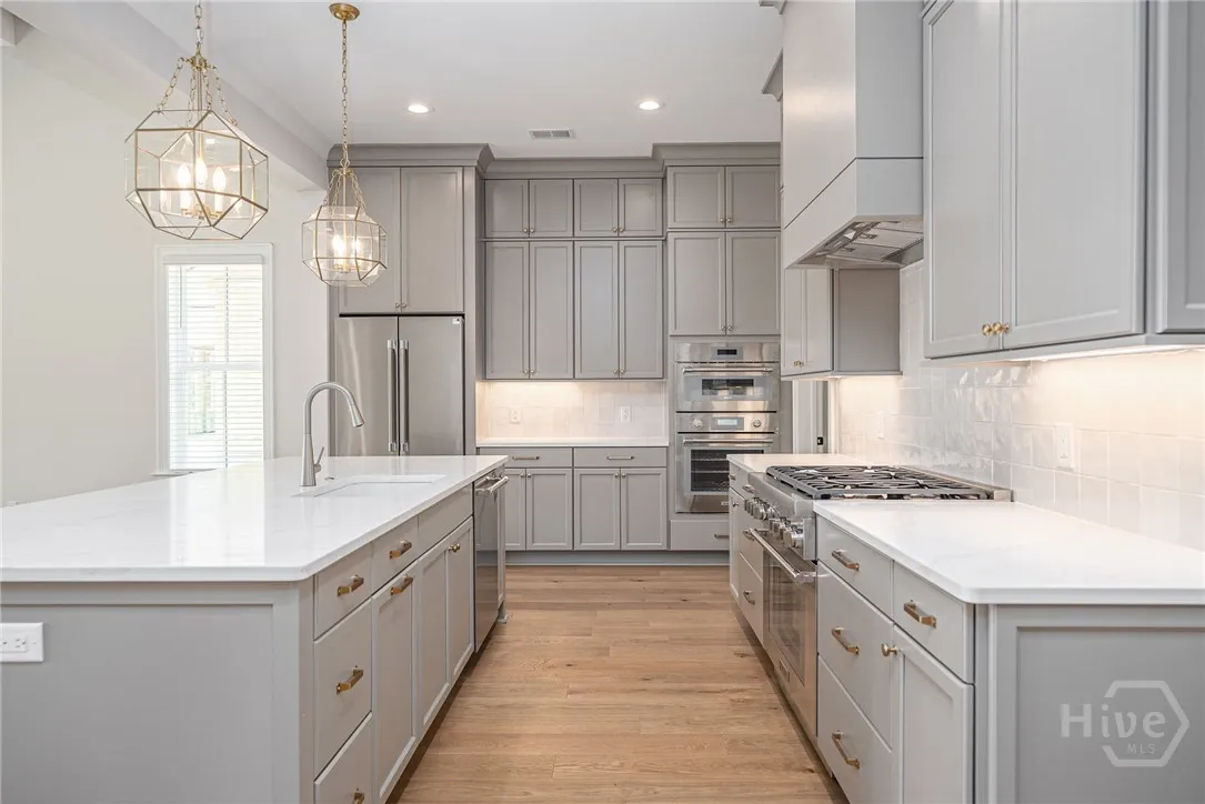 Savannah, Georgia 31411, United States, 4 Bedrooms Bedrooms, ,4 BathroomsBathrooms,Residential,Active,131056