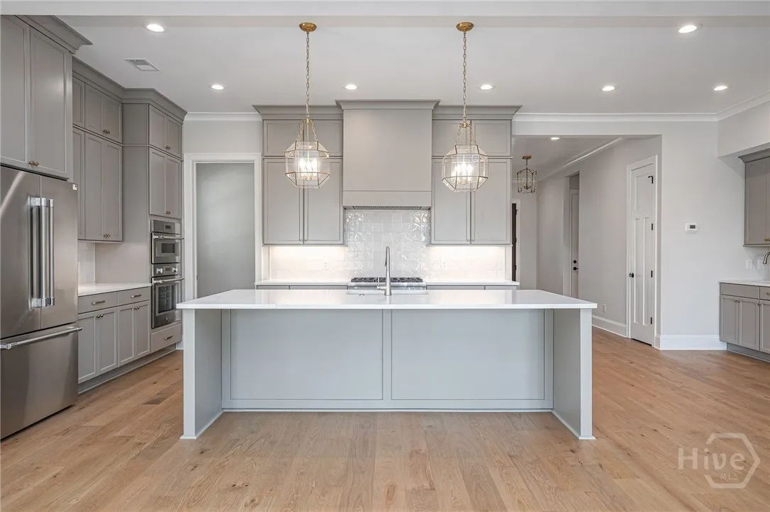 Savannah, Georgia 31411, United States, 4 Bedrooms Bedrooms, ,4 BathroomsBathrooms,Residential,Active,131056