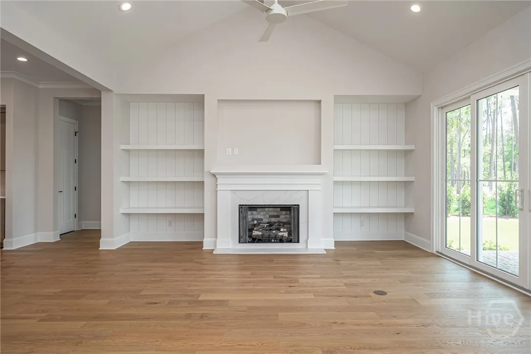 Savannah, Georgia 31411, United States, 4 Bedrooms Bedrooms, ,4 BathroomsBathrooms,Residential,Active,131056