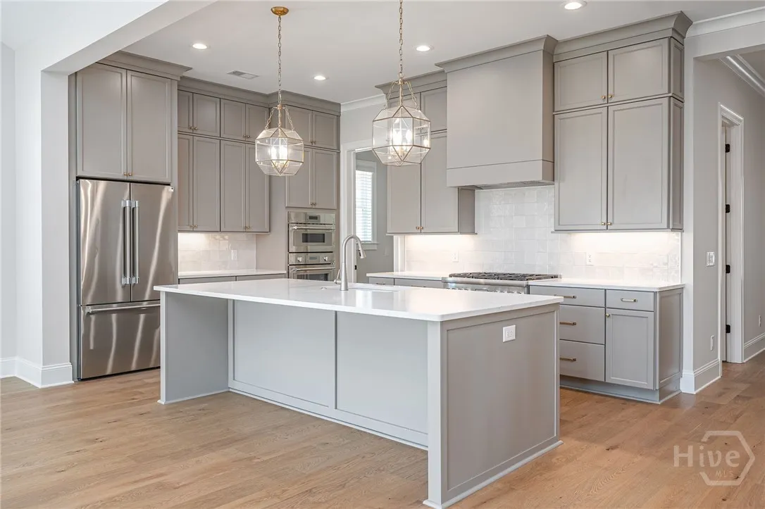 Savannah, Georgia 31411, United States, 4 Bedrooms Bedrooms, ,4 BathroomsBathrooms,Residential,Active,131056