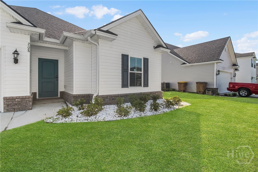 208 Alyssa Avenue