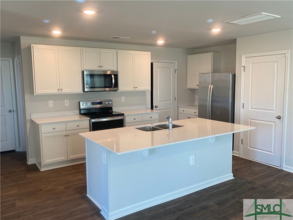 406 Seabreeze Drive