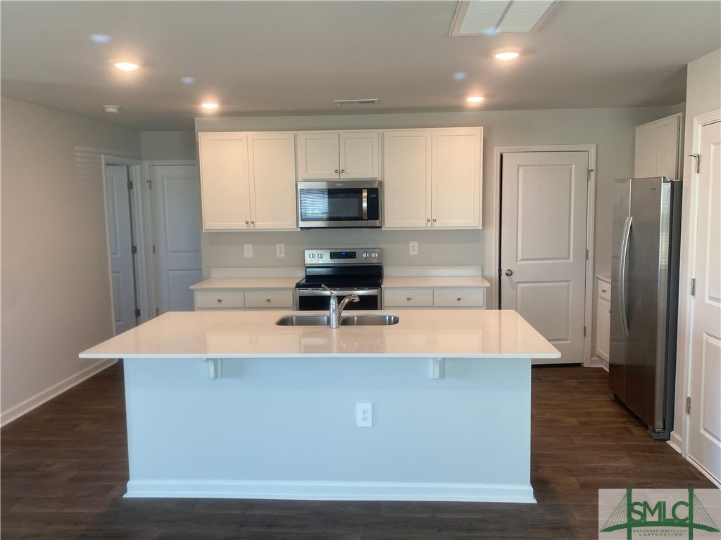 406 Seabreeze Drive