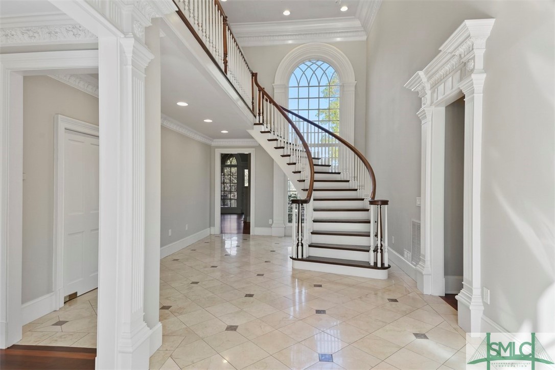 10 Cedar Point Drive