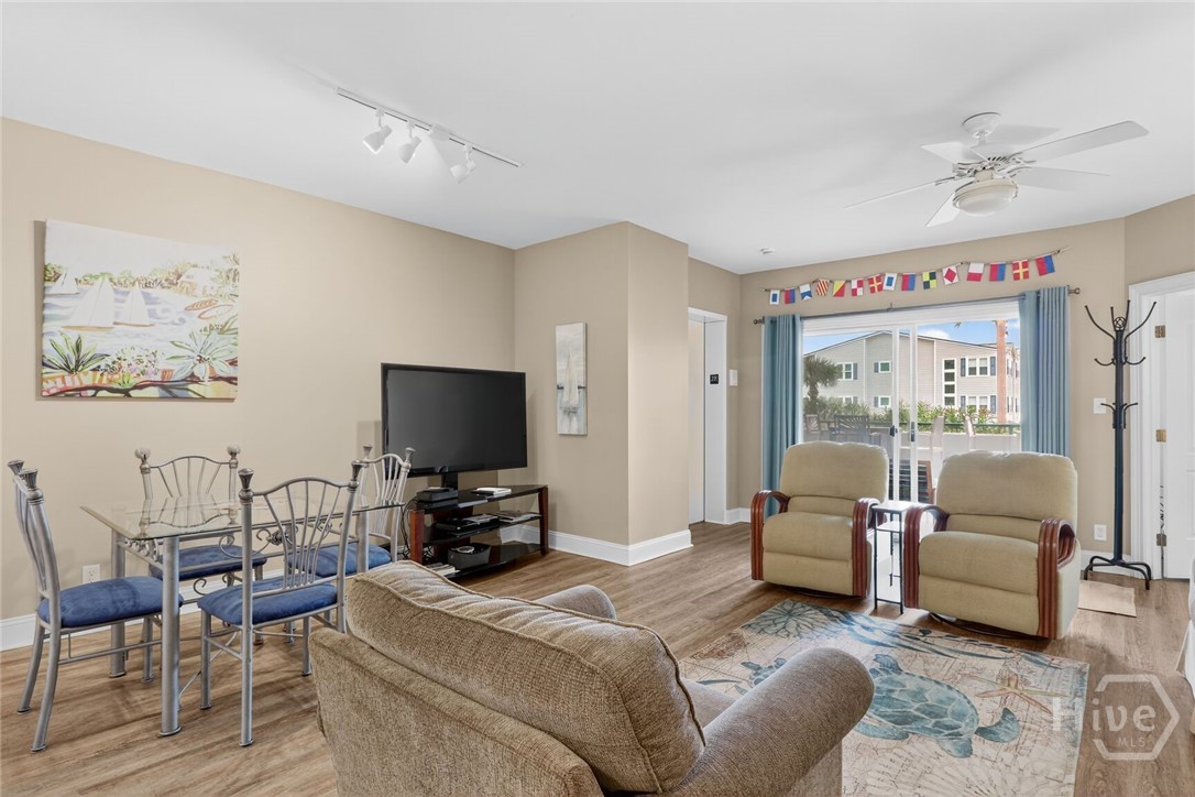 214 Butler Avenue Avenue 105