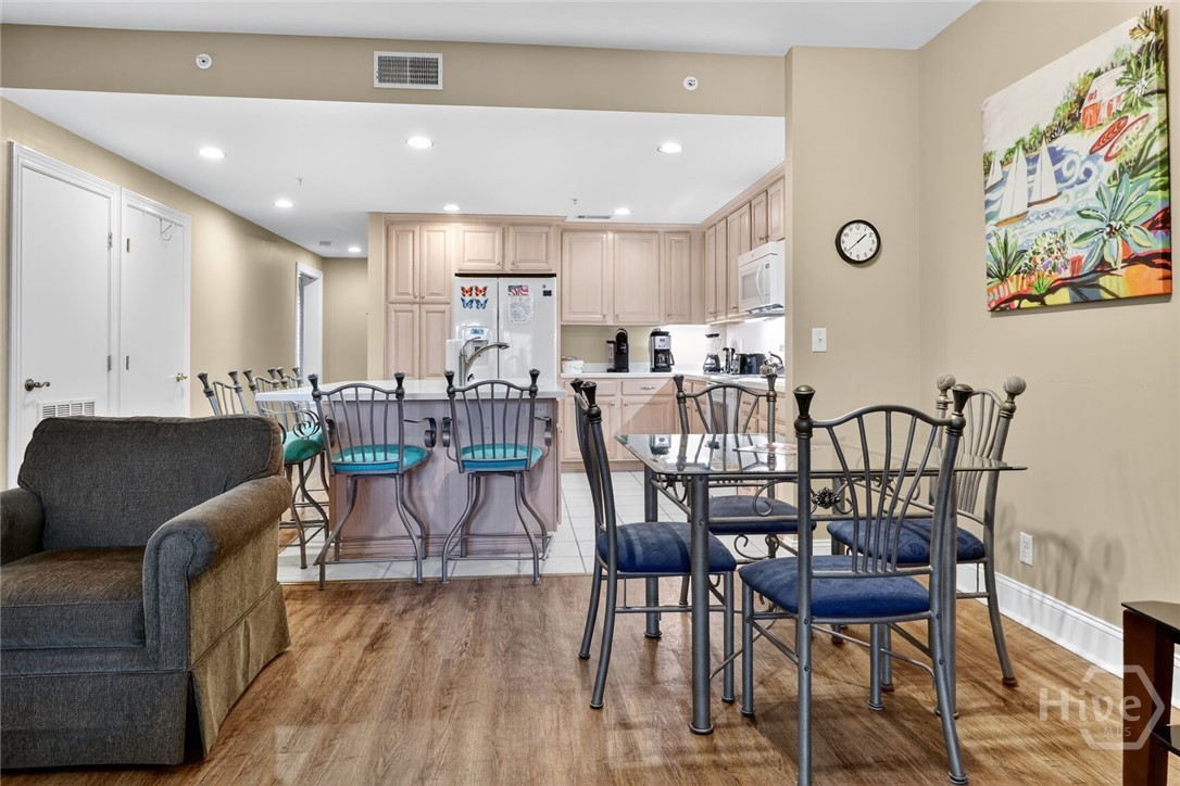 214 Butler Avenue Avenue 105