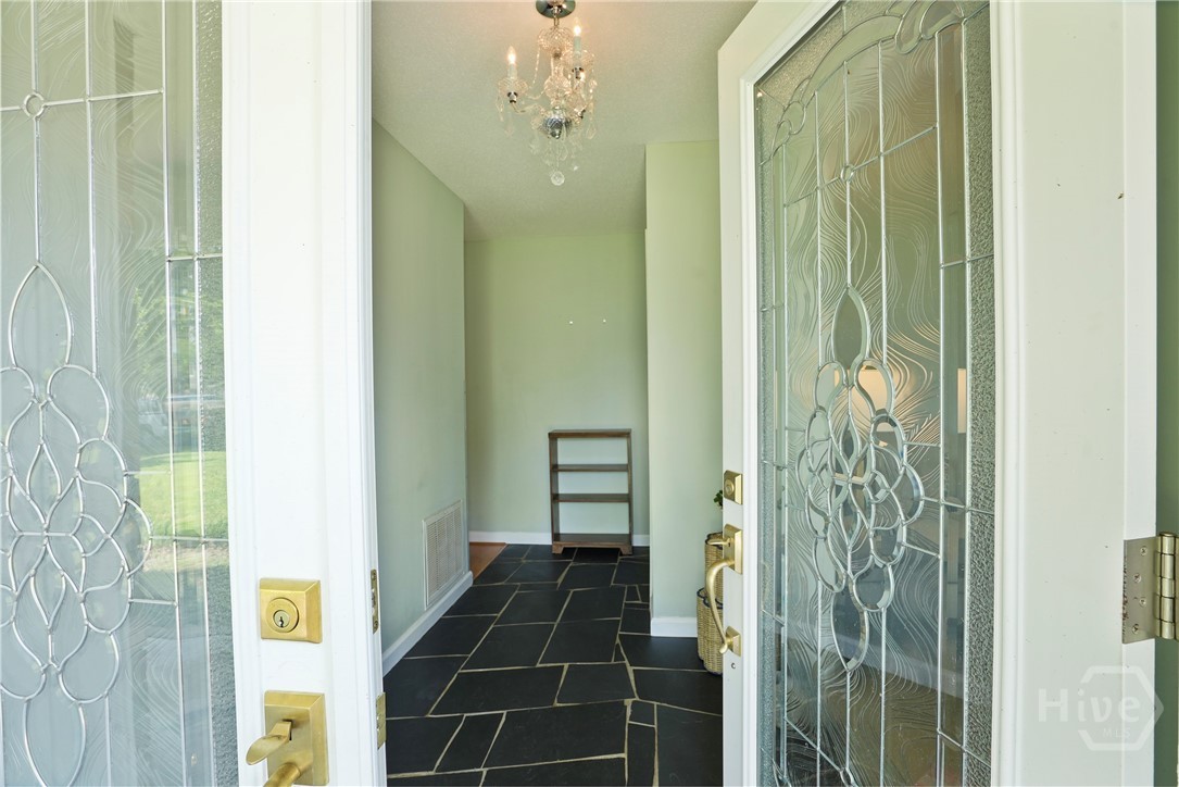 204 Pine Grove Drive