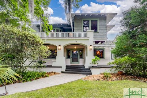 215 E 45th Street Savannah GA 31405