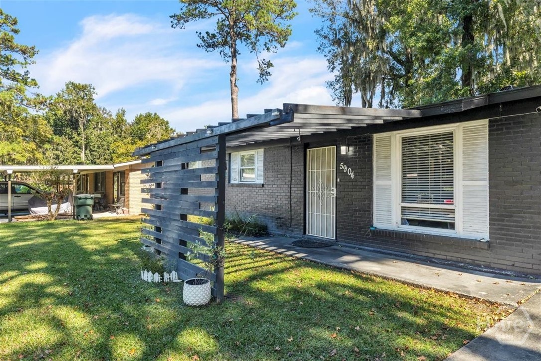 5904 Fairview Avenue