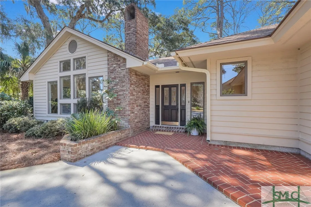 Savannah, Georgia 31411, United States, 4 Bedrooms Bedrooms, ,5 BathroomsBathrooms,Residential,Pending,79400