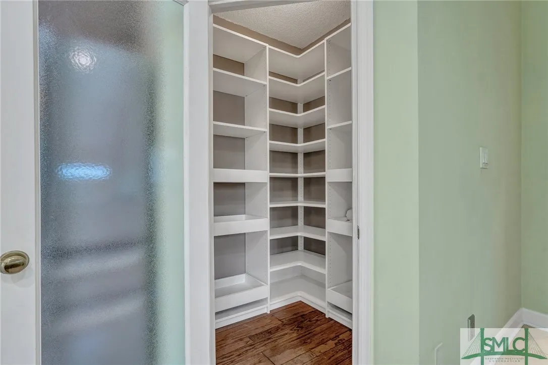 Savannah, Georgia 31411, United States, 4 Bedrooms Bedrooms, ,5 BathroomsBathrooms,Residential,Pending,79400