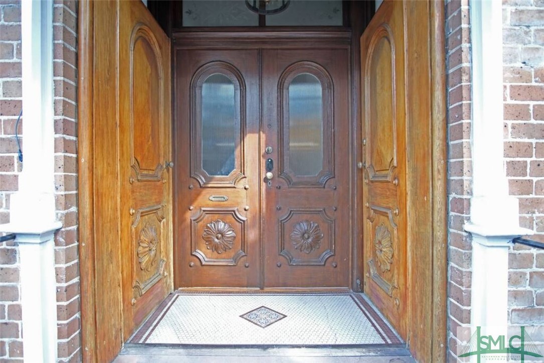 116 E Oglethorpe Avenue