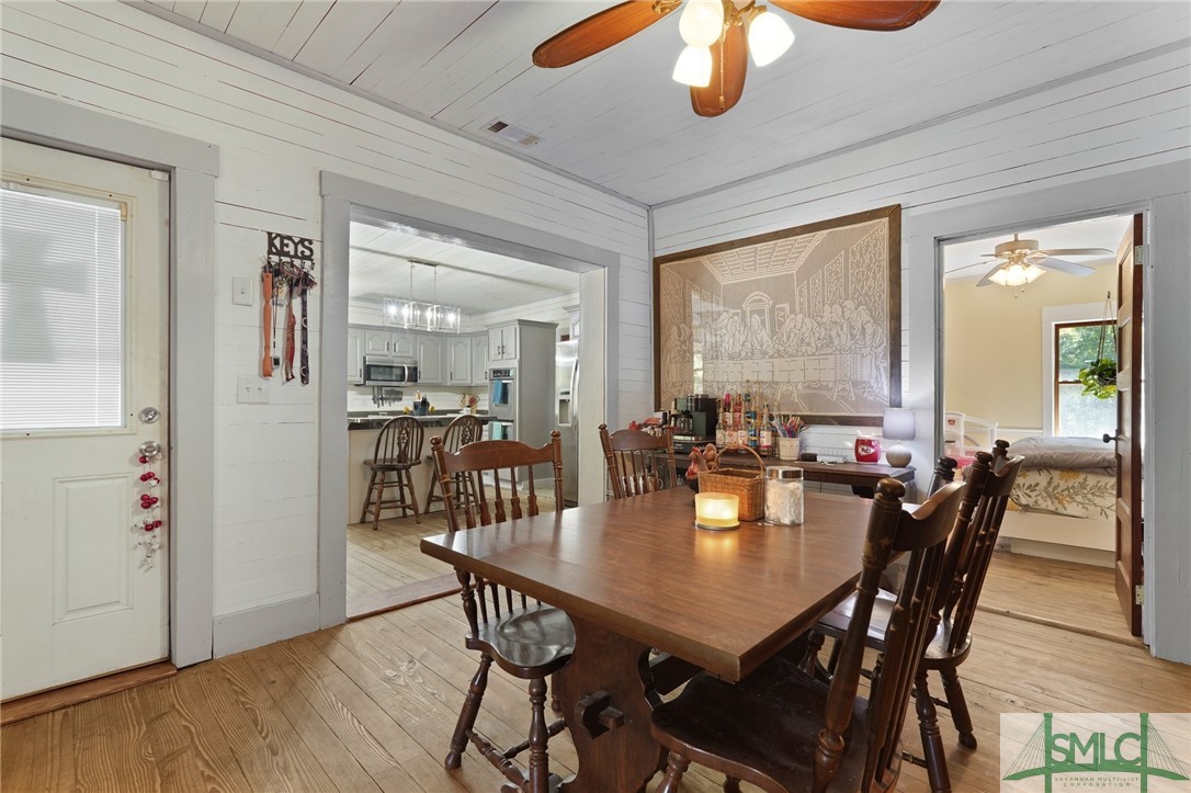 309 E 5th Street