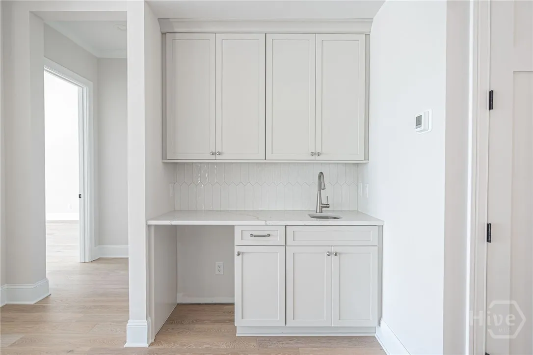 Savannah, Georgia 31411, United States, 4 Bedrooms Bedrooms, ,4 BathroomsBathrooms,Residential,Active,131061