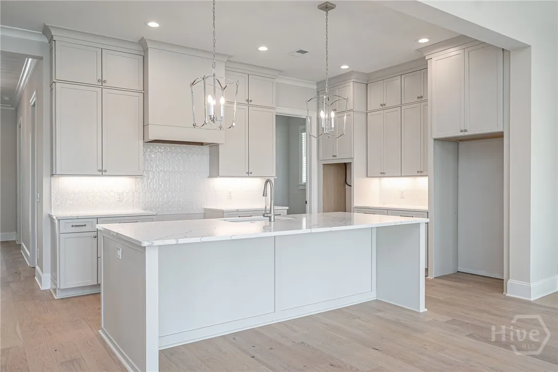 Savannah, Georgia 31411, United States, 4 Bedrooms Bedrooms, ,4 BathroomsBathrooms,Residential,Active,131061