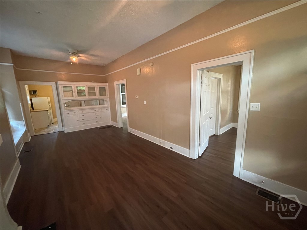 610 W 38th Street