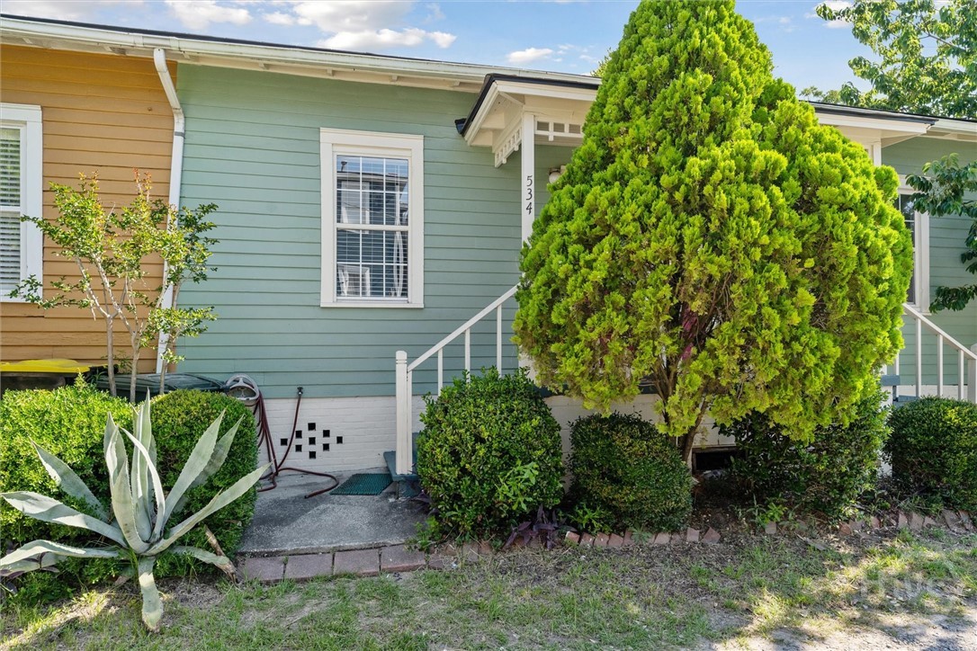 534 E Gordon Lane