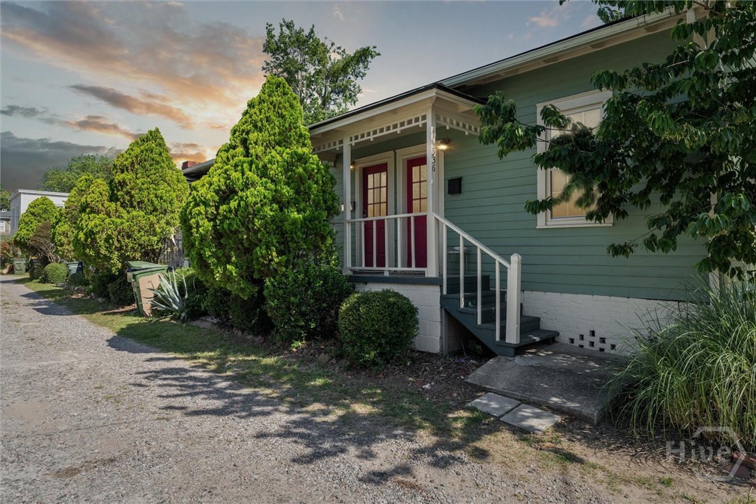 534 E Gordon Lane