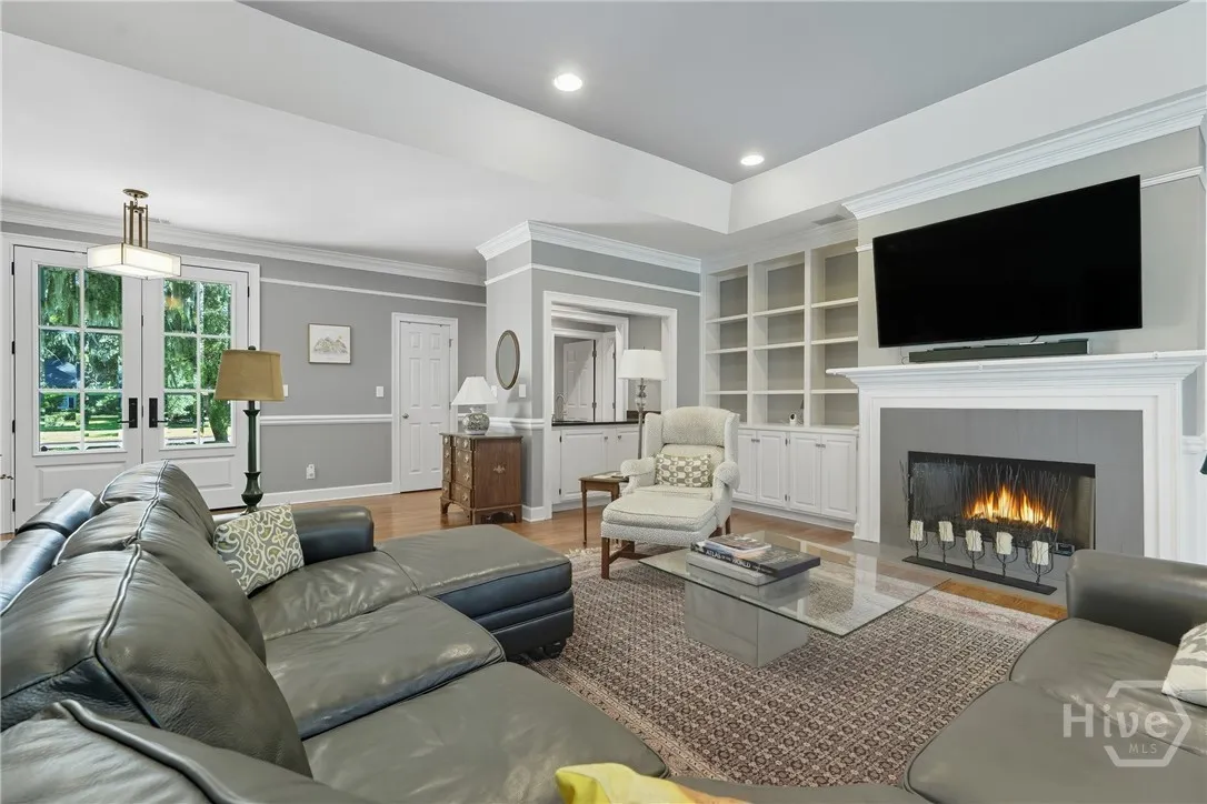 Savannah, Georgia 31411, United States, 3 Bedrooms Bedrooms, ,4 BathroomsBathrooms,Residential,Active,223551