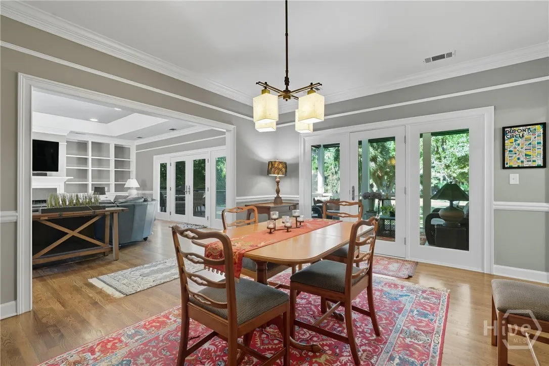 Savannah, Georgia 31411, United States, 3 Bedrooms Bedrooms, ,4 BathroomsBathrooms,Residential,Active,223551