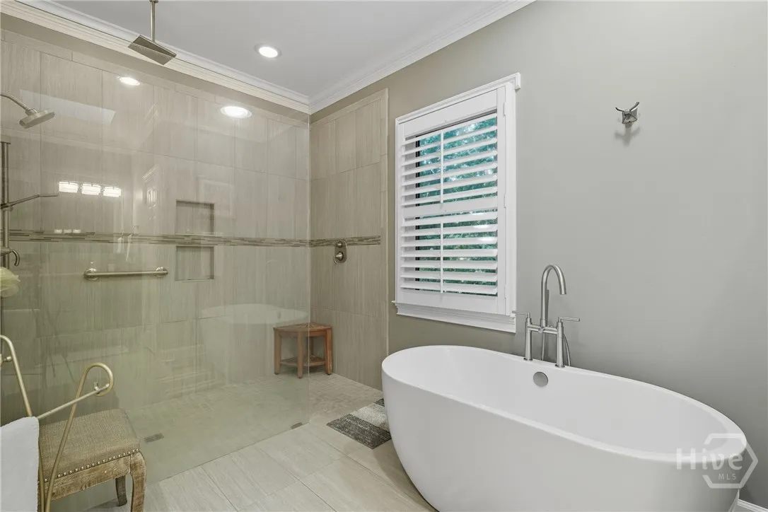 Savannah, Georgia 31411, United States, 3 Bedrooms Bedrooms, ,4 BathroomsBathrooms,Residential,Active,223551