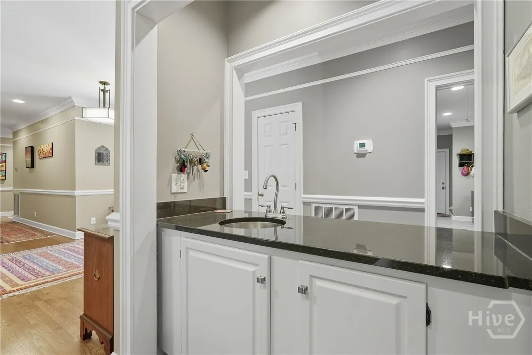 Savannah, Georgia 31411, United States, 3 Bedrooms Bedrooms, ,4 BathroomsBathrooms,Residential,Active,223551