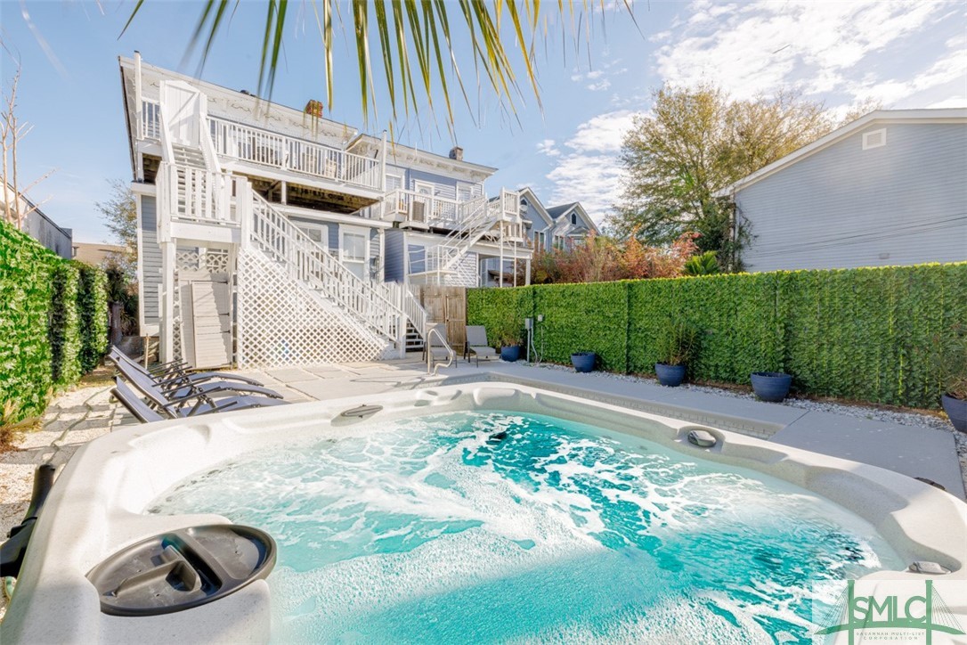 Savannah, Georgia 31401, United States, 5 Bedrooms Bedrooms, ,4 BathroomsBathrooms,Residential,Active,63863