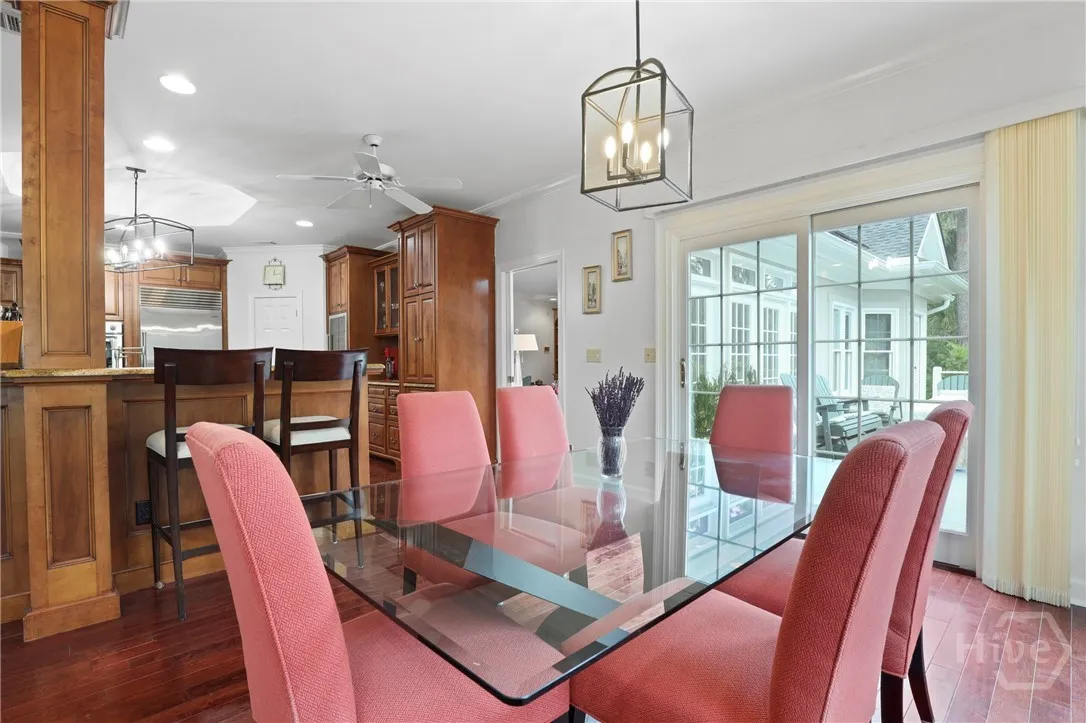 Savannah, Georgia 31411, United States, 4 Bedrooms Bedrooms, ,5 BathroomsBathrooms,Residential,Active,4345