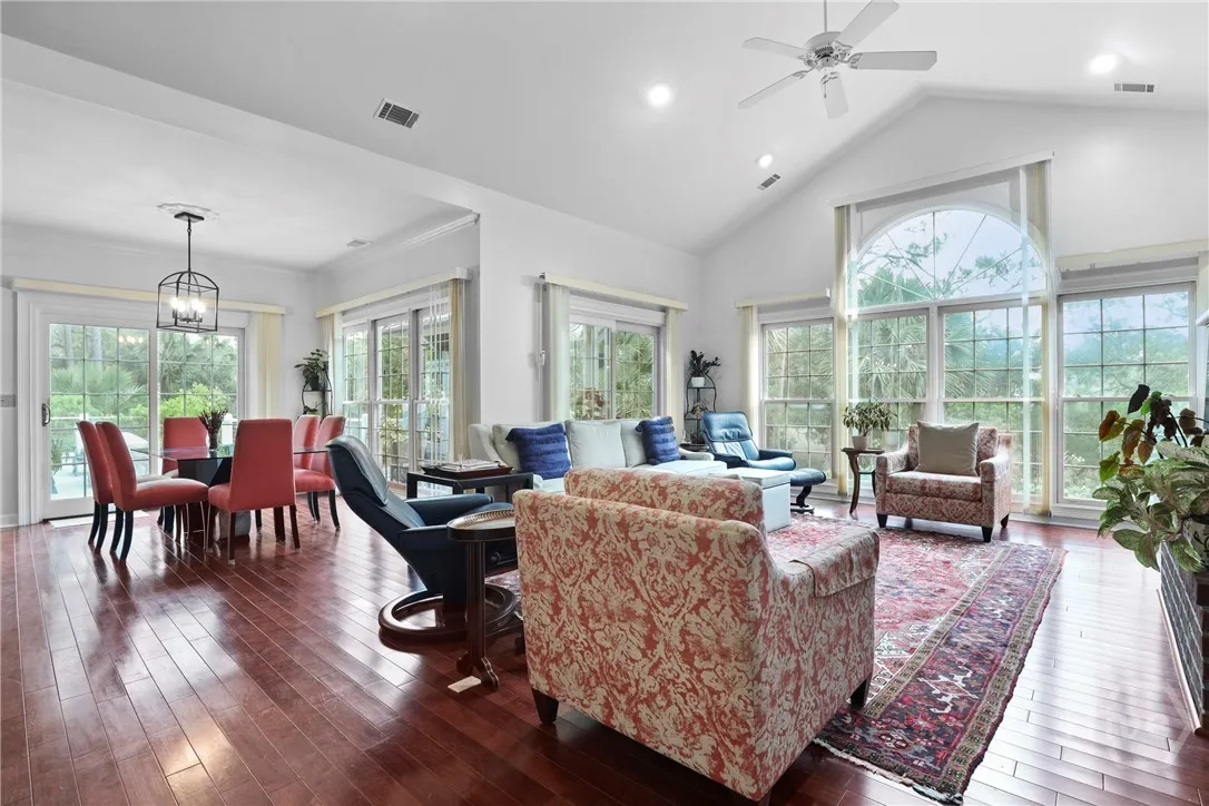 Savannah, Georgia 31411, United States, 4 Bedrooms Bedrooms, ,5 BathroomsBathrooms,Residential,Active,4345