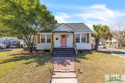 501 Atkinson Avenue, Savannah, GA 31404 - #: 326457