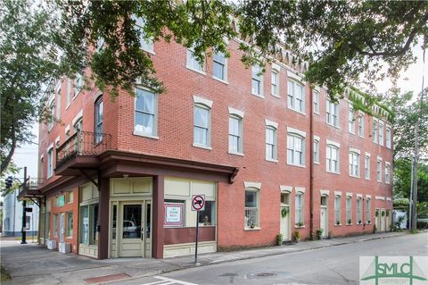 Condominium in Savannah GA 125 Broad Street.jpg
