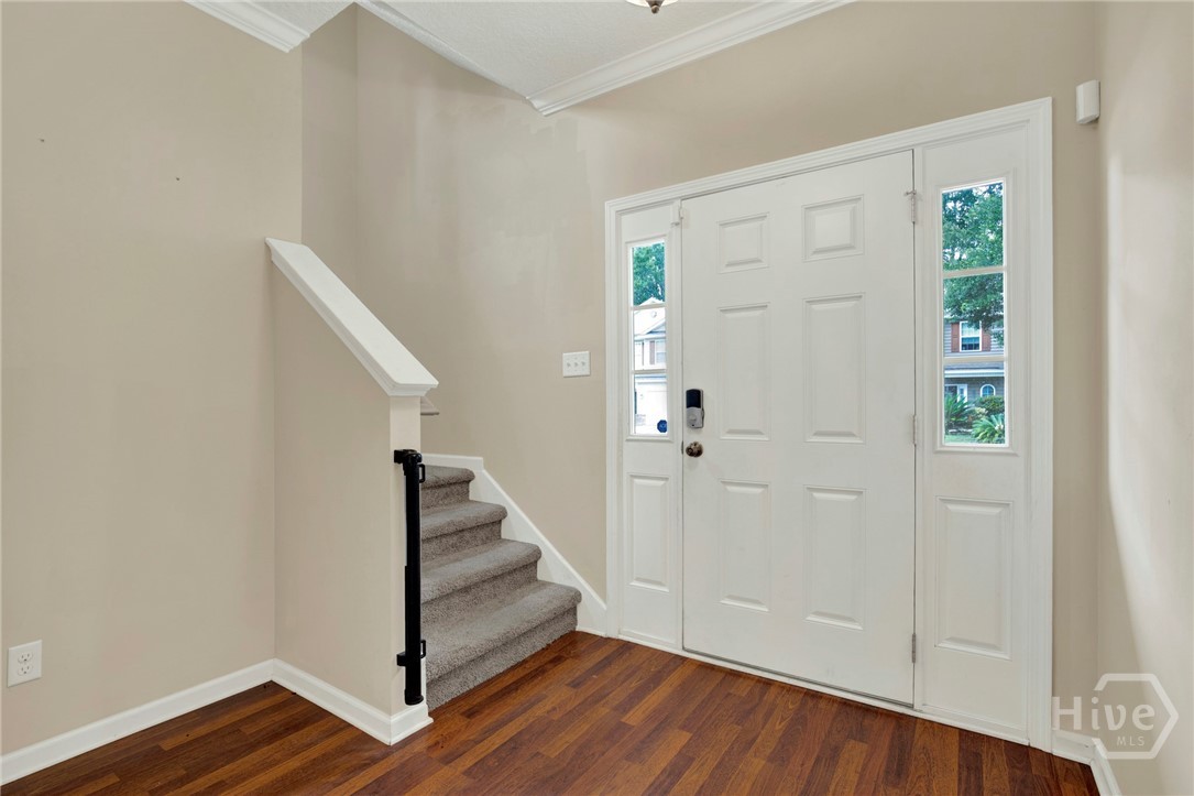 98 Peregrine Circle