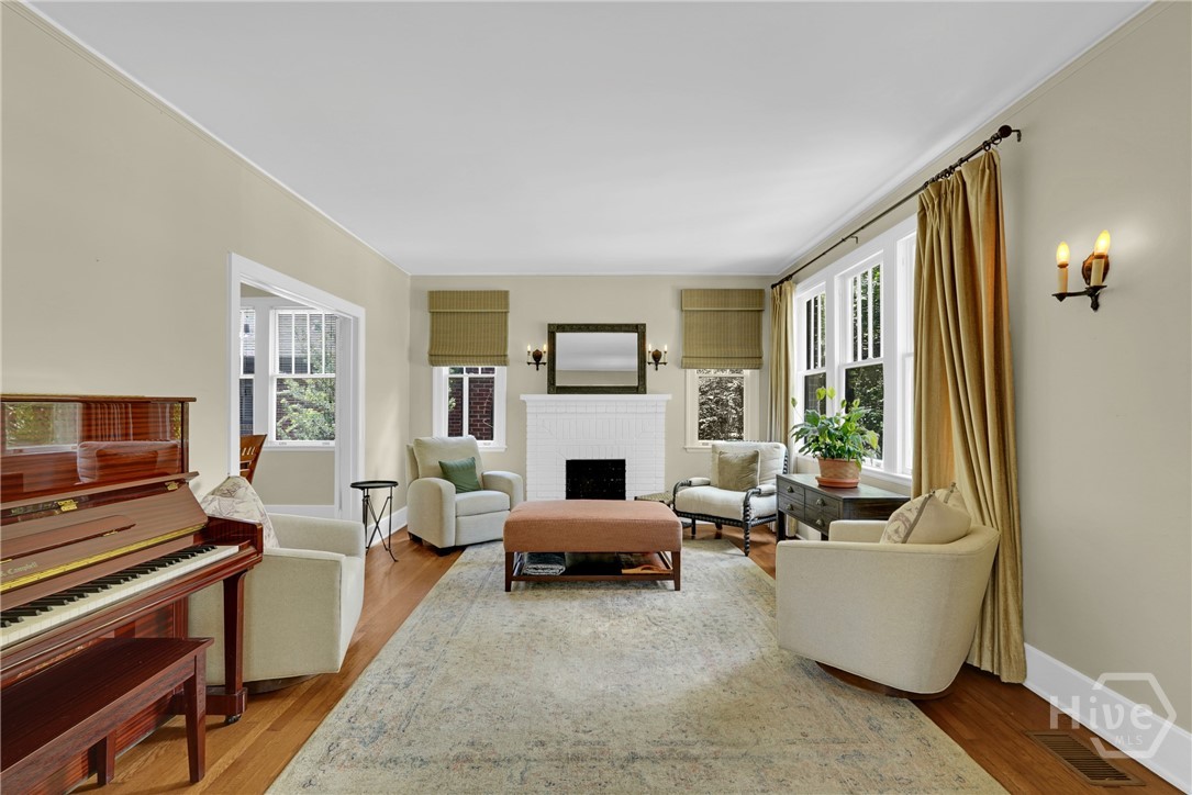 545 E 50th Street