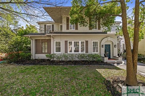 421 E 44th Street Savannah GA 31405