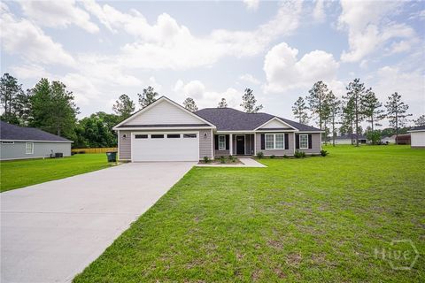 336 Tallulah Bend Ellabell GA 31308