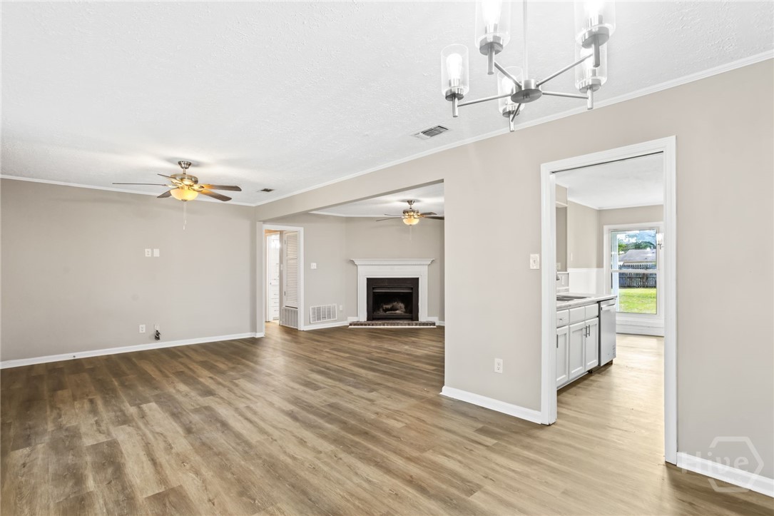 1231 Estates Way