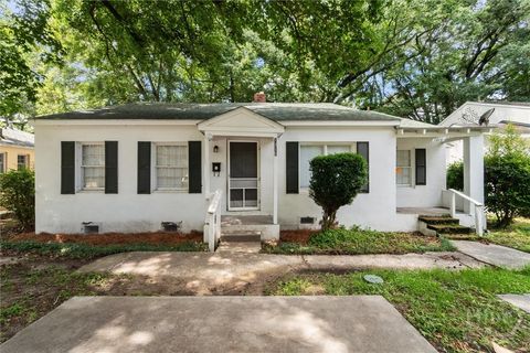 1315 E 55th Street Savannah GA 31404
