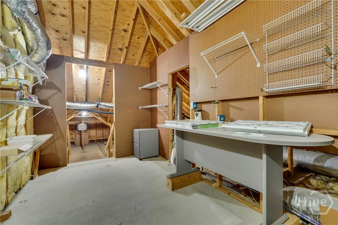 Savannah, Georgia 31411, United States, 4 Bedrooms Bedrooms, ,4 BathroomsBathrooms,Residential,Pending,186396