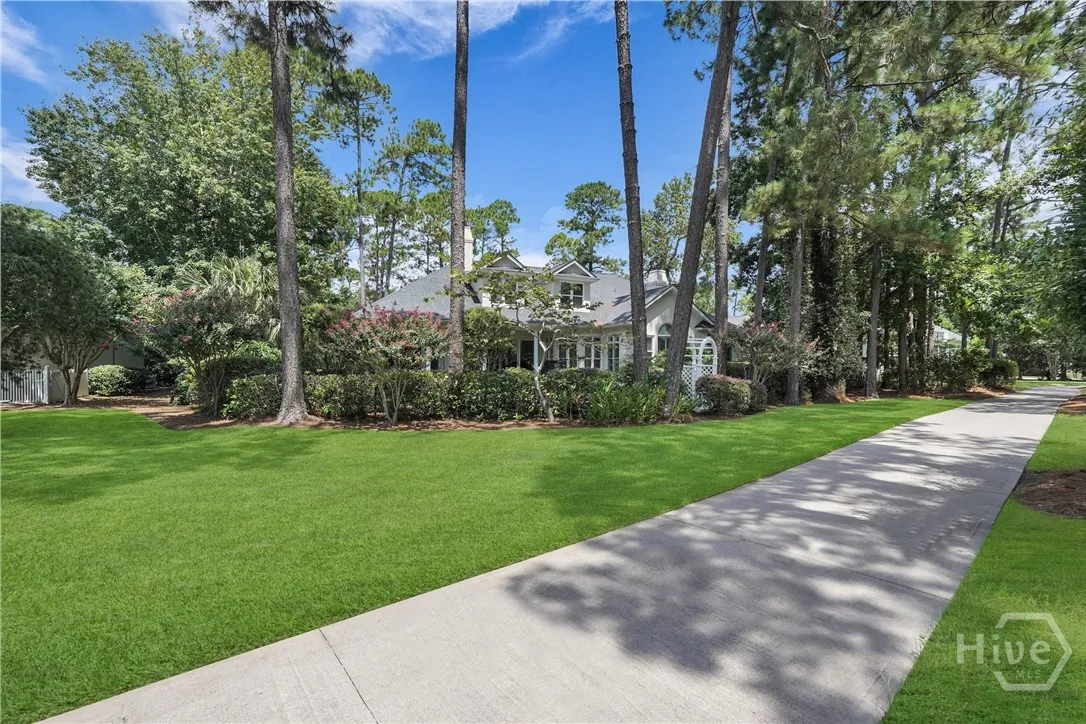 Savannah, Georgia 31411, United States, 4 Bedrooms Bedrooms, ,4 BathroomsBathrooms,Residential,Pending,186396