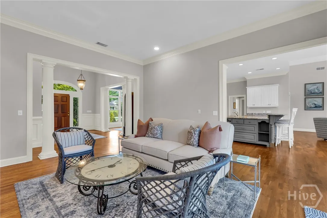 Savannah, Georgia 31411, United States, 4 Bedrooms Bedrooms, ,4 BathroomsBathrooms,Residential,Pending,186396