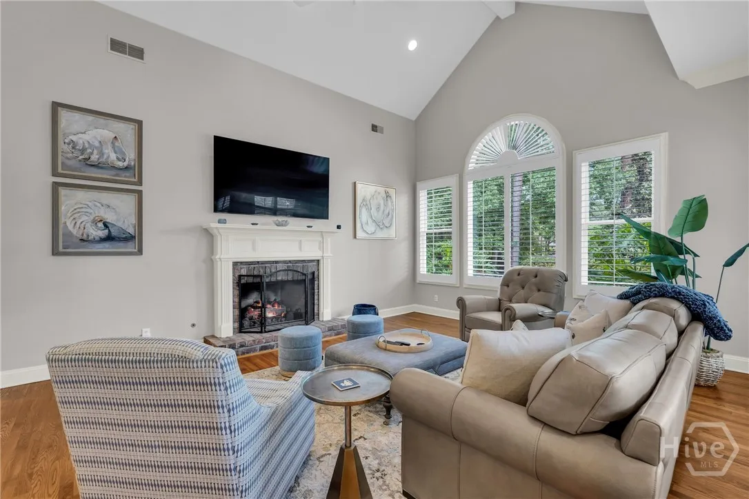 Savannah, Georgia 31411, United States, 4 Bedrooms Bedrooms, ,4 BathroomsBathrooms,Residential,Pending,186396