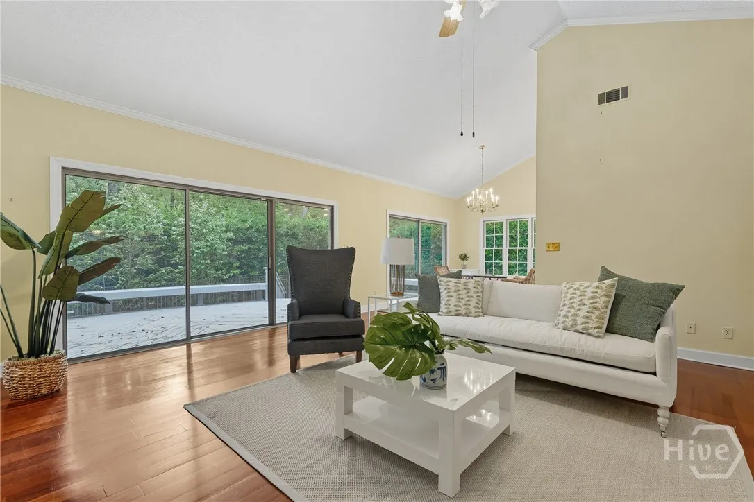 Savannah, Georgia 31411, United States, 4 Bedrooms Bedrooms, ,4 BathroomsBathrooms,Residential,Pending,223301