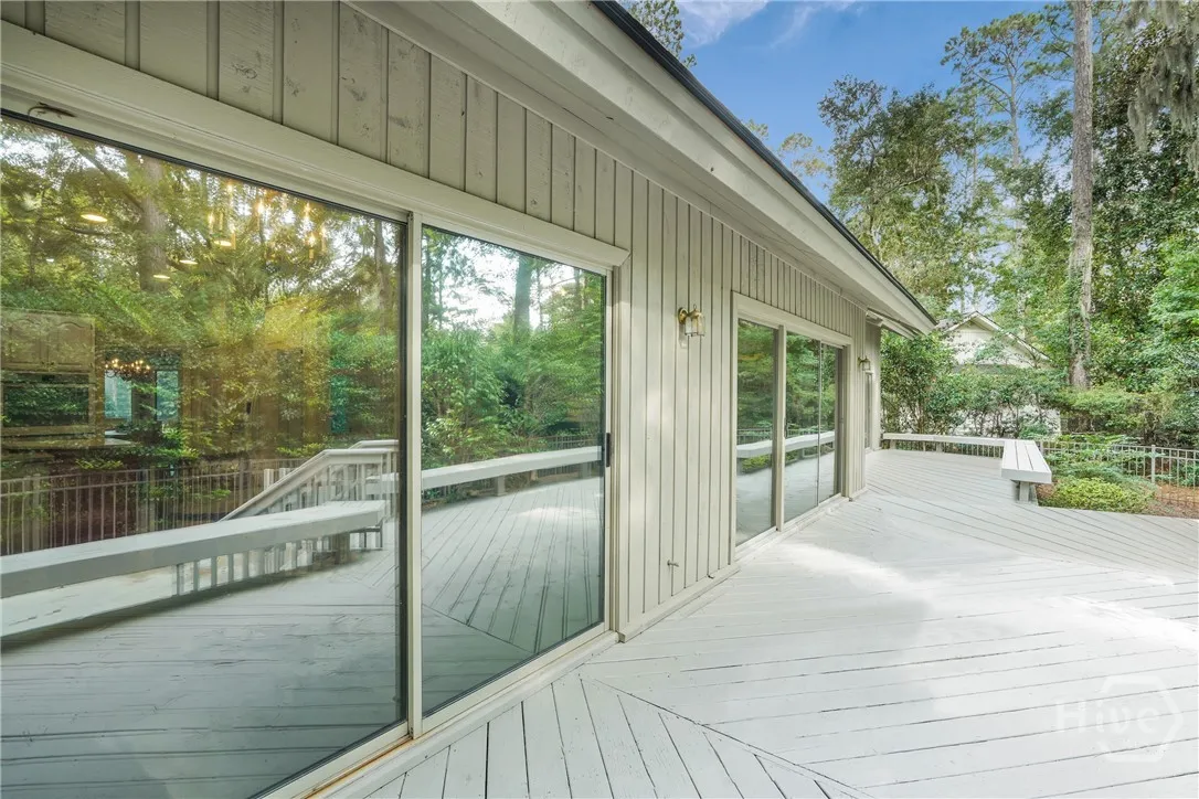 Savannah, Georgia 31411, United States, 4 Bedrooms Bedrooms, ,4 BathroomsBathrooms,Residential,Pending,223301