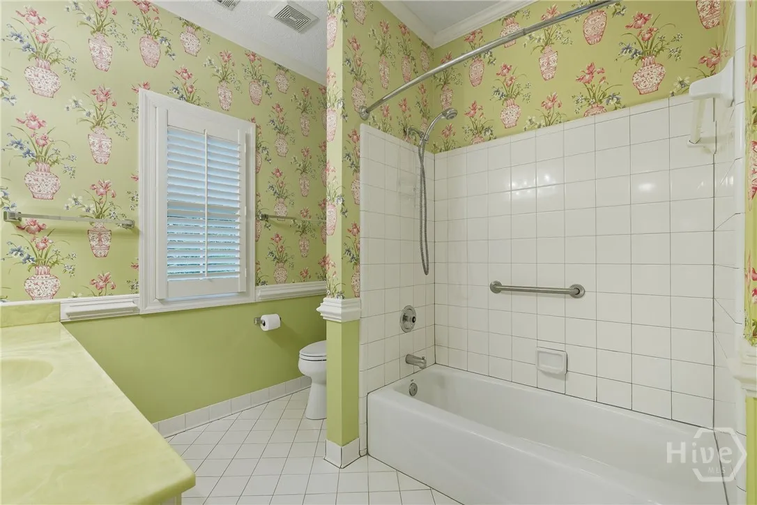 Savannah, Georgia 31411, United States, 4 Bedrooms Bedrooms, ,4 BathroomsBathrooms,Residential,Pending,223301