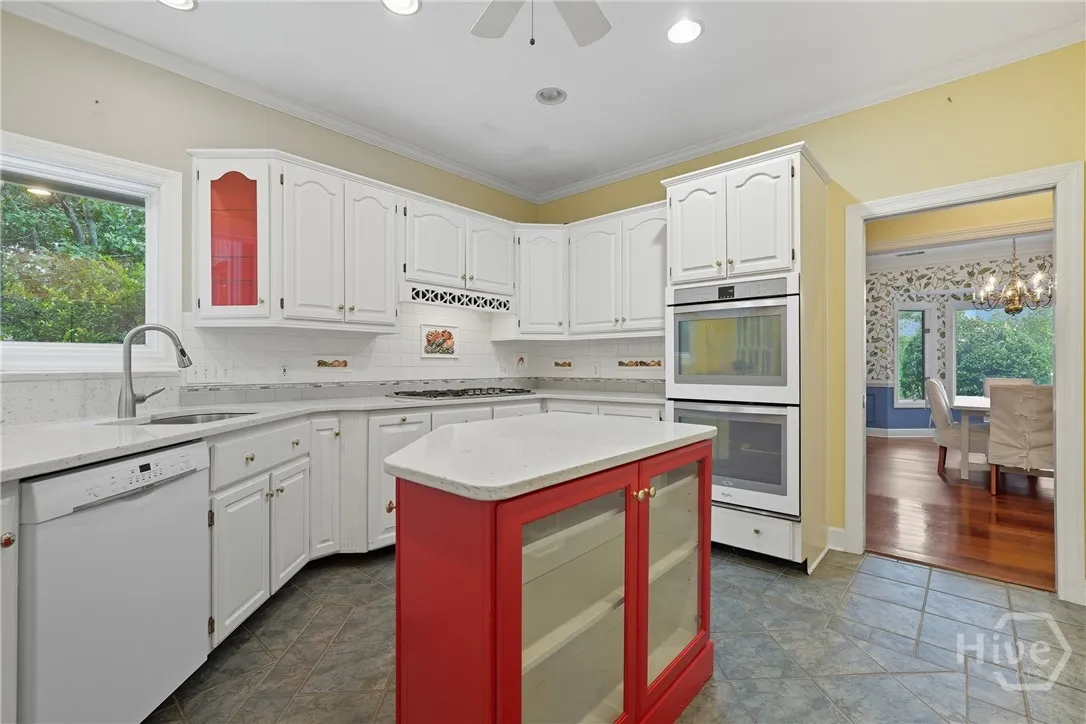 Savannah, Georgia 31411, United States, 4 Bedrooms Bedrooms, ,4 BathroomsBathrooms,Residential,Pending,223301